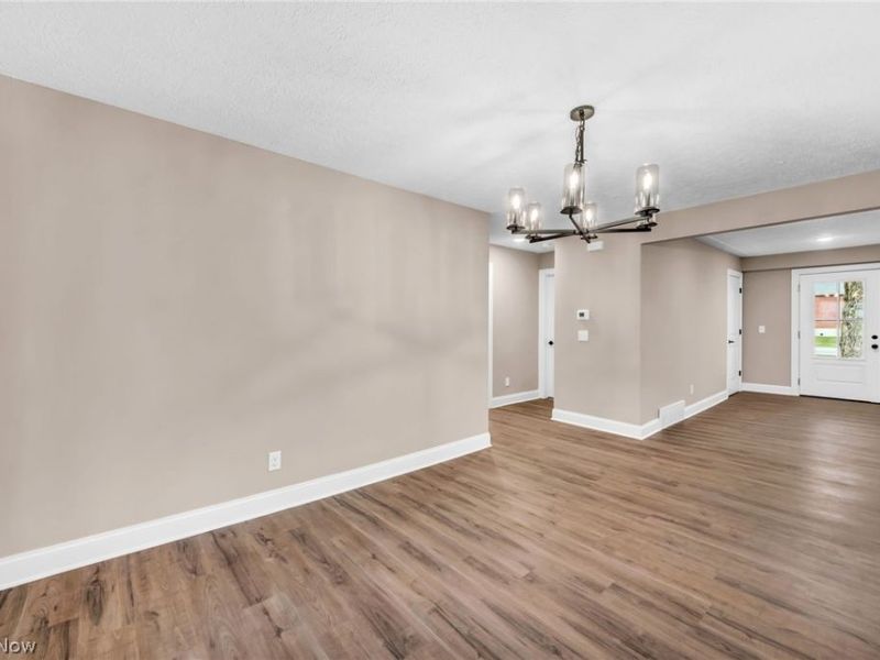 3006 Abbe Road, Sheffield Village, OH 44054 Photo 8