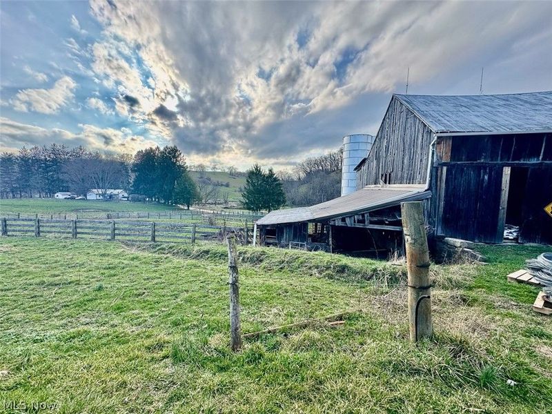 68895 Lloydsville Bannock Road, Belmont, OH 43718 Photo 16