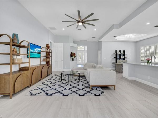 16143 Parque LN , NAPLES, FL 34110