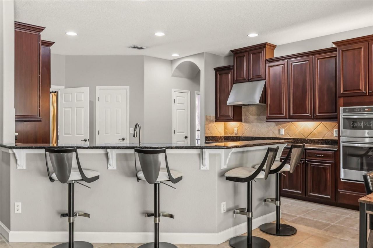 4904 Legacy Oaks Drive, Orlando, FL 32839 Photo