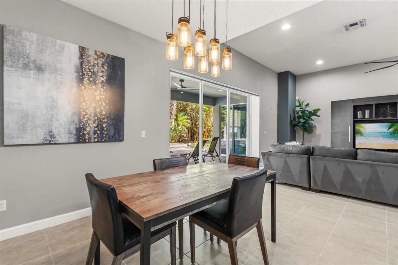 4904 Legacy Oaks Drive, Orlando, FL 32839 Photo