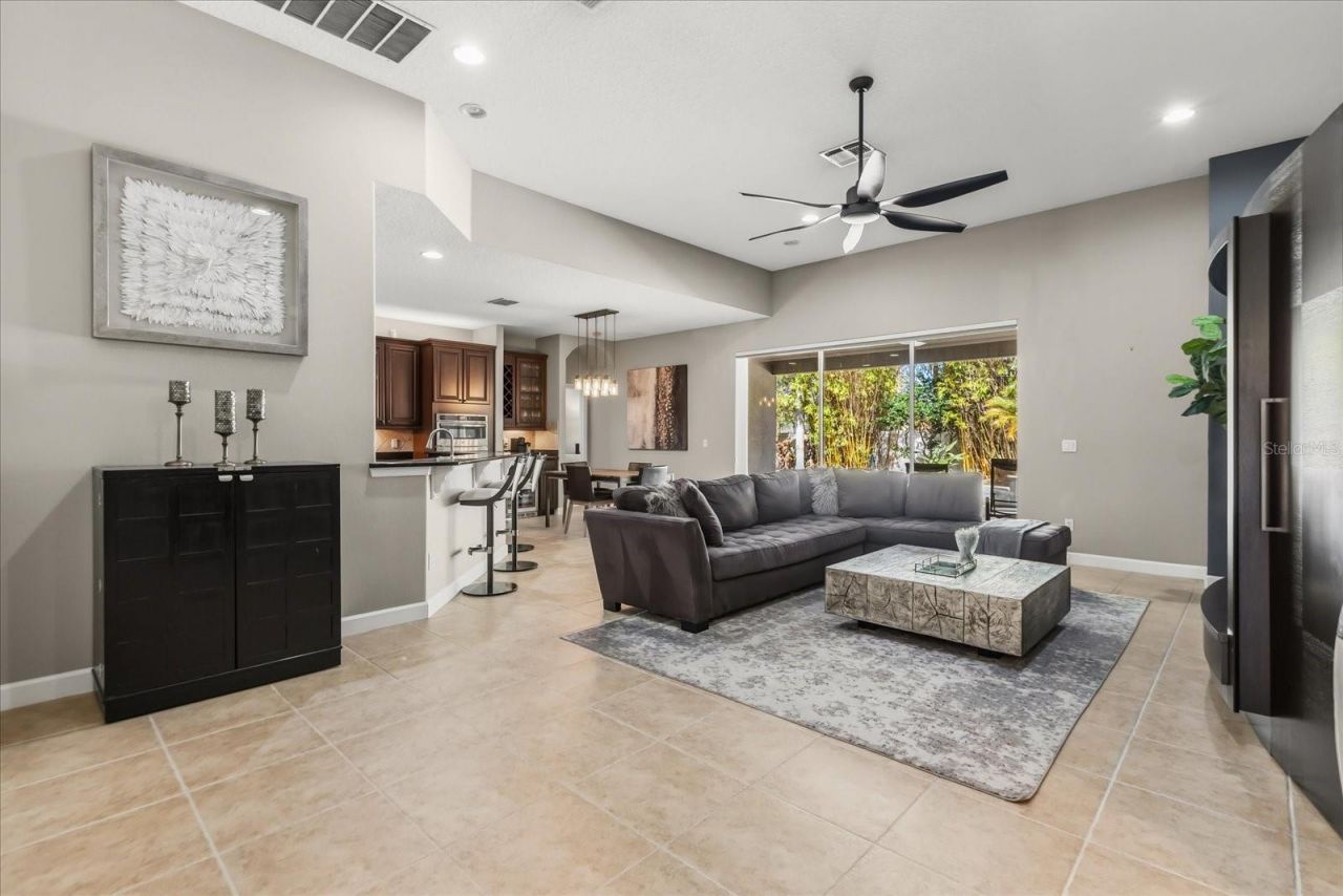 4904 Legacy Oaks Drive, Orlando, FL 32839 Photo