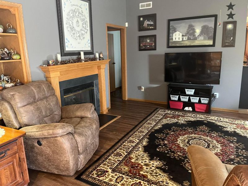 1214 Dunhurst Street, Circleville, OH 43113 Photo 8