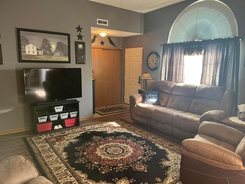 1214 Dunhurst Street, Circleville, OH 43113 Photo 9