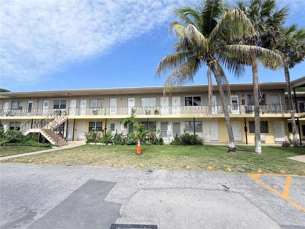 70 NW 77th St, Unit 9, Miami, FL 33150
