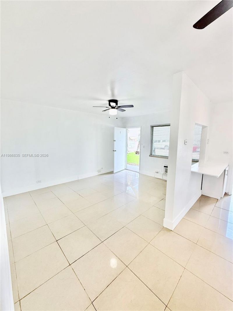 70 NW 77th St, Unit 9, Miami, FL 33150 Photo