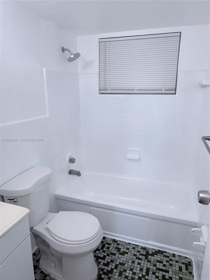 70 NW 77th St, Unit 9, Miami, FL 33150 Photo