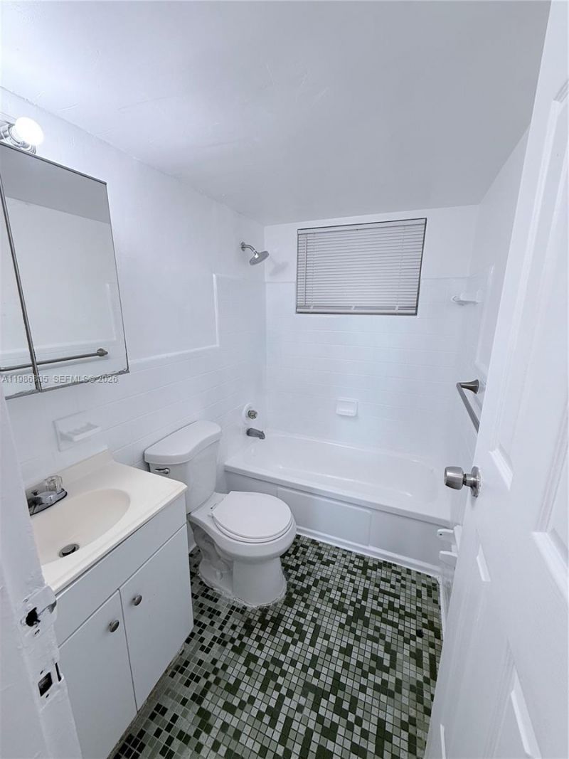70 NW 77th St, Unit 9, Miami, FL 33150 Photo
