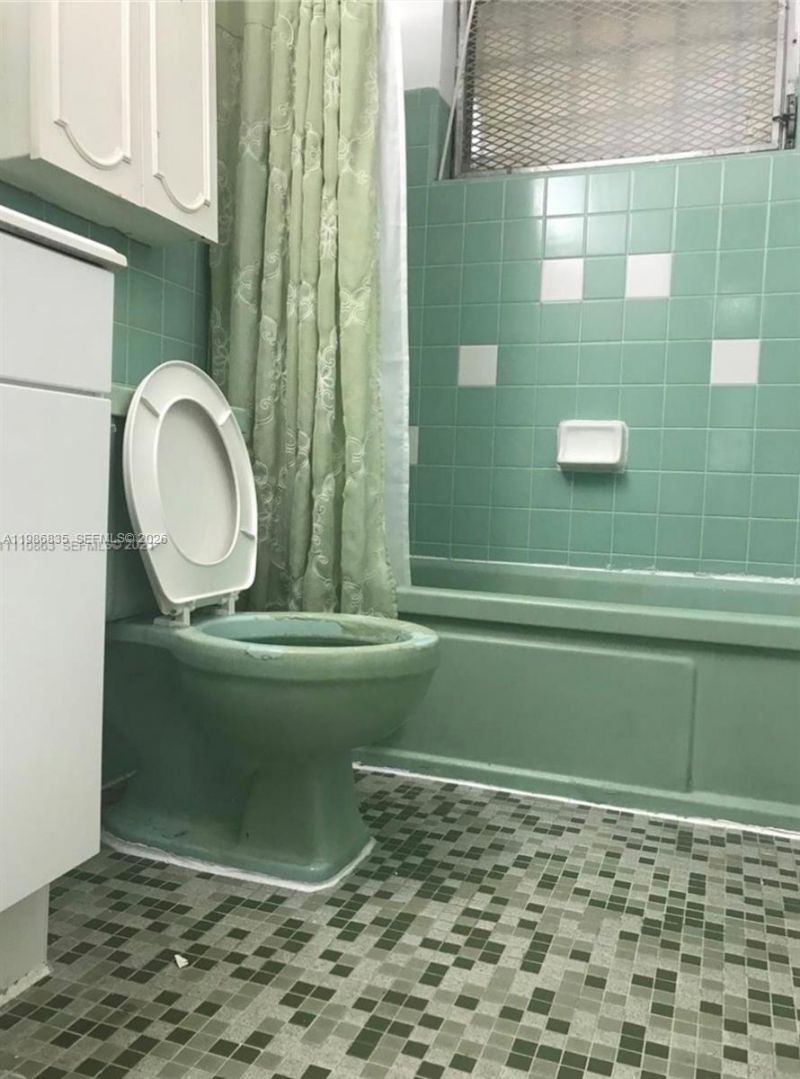 70 NW 77th St, Unit 9, Miami, FL 33150 Photo