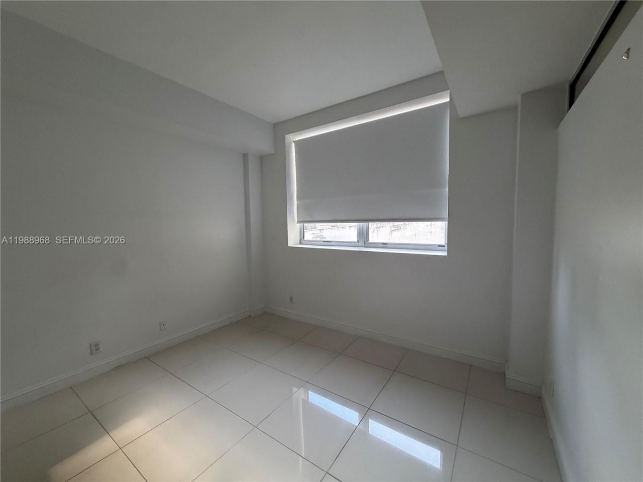 111 E Flagler St, Unit 606, Miami, FL 33131 Photo