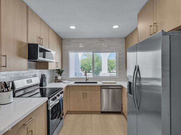 2647 W ONZA Avenue, Mesa, AZ 85202