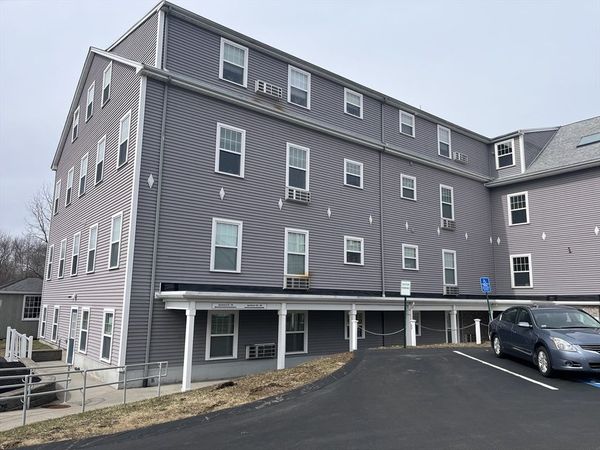 68A Spring Street, Unit 203, Mansfield, MA 02048