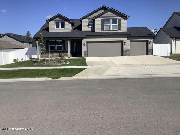 16152 N Hadley LOOP, Rathdrum, ID 83858