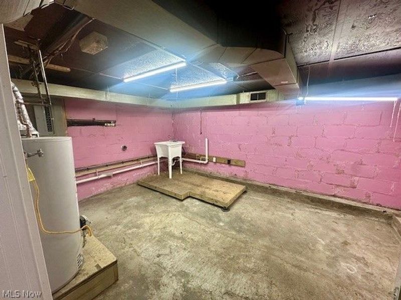 324 Loeb Street, Weirton, WV 26062 Photo 16