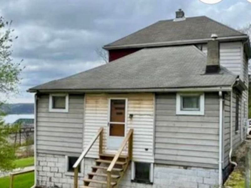 324 Loeb Street, Weirton, WV 26062 Photo 18