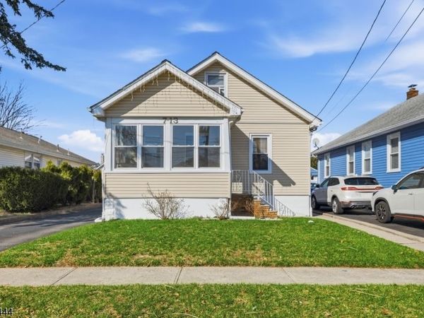 7 Henderson Blvd, Fair Lawn, NJ 07410