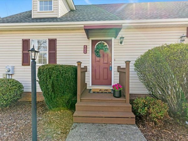 400 Hallbrook Drive, Unit # 17, Gray, TN 37615