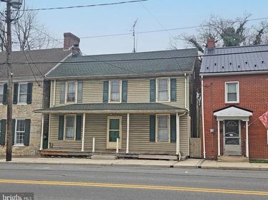 122 N MAIN STREET, MERCERSBURG, PA 17236