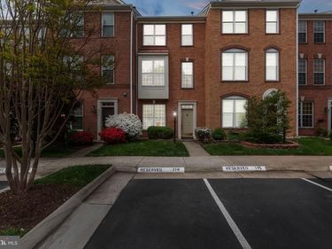 2372 WOODLAND POND LANE , HERNDON, VA 20171