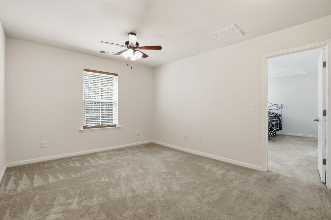 127 Sugeree Drive Photo 17