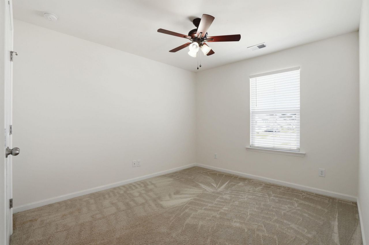 127 Sugeree Drive Photo 25