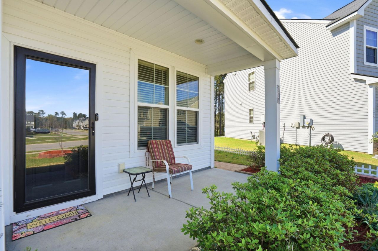 127 Sugeree Drive Photo 3