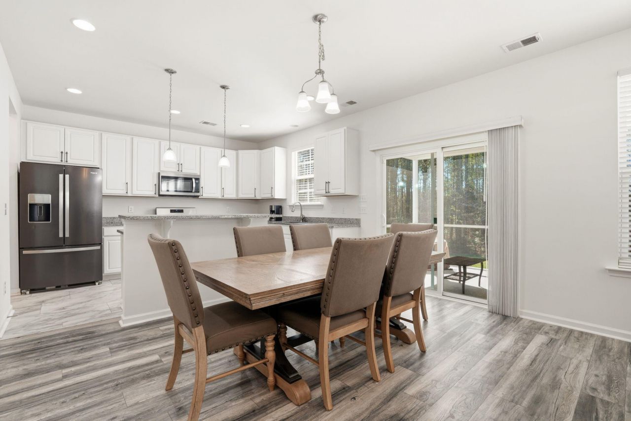 127 Sugeree Drive Photo 9