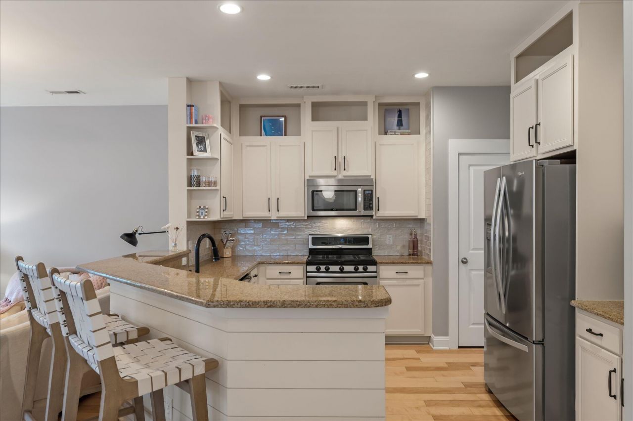 2565 Rutherford Way Photo 11