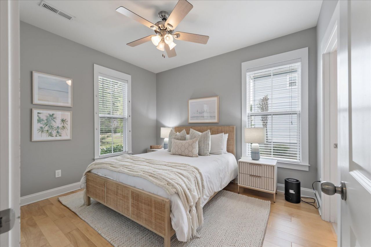 2565 Rutherford Way Photo 17