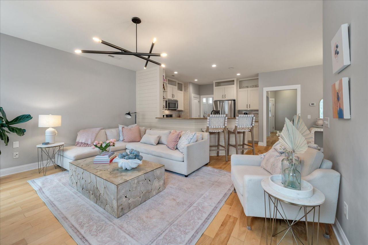 2565 Rutherford Way Photo 9