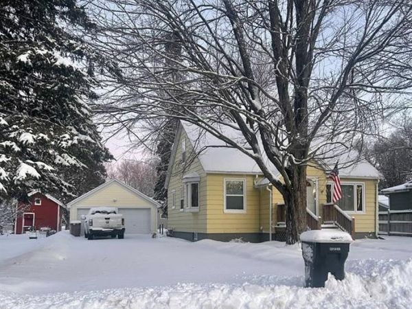 319 Eva Street, Chippewa Falls, WI 54729