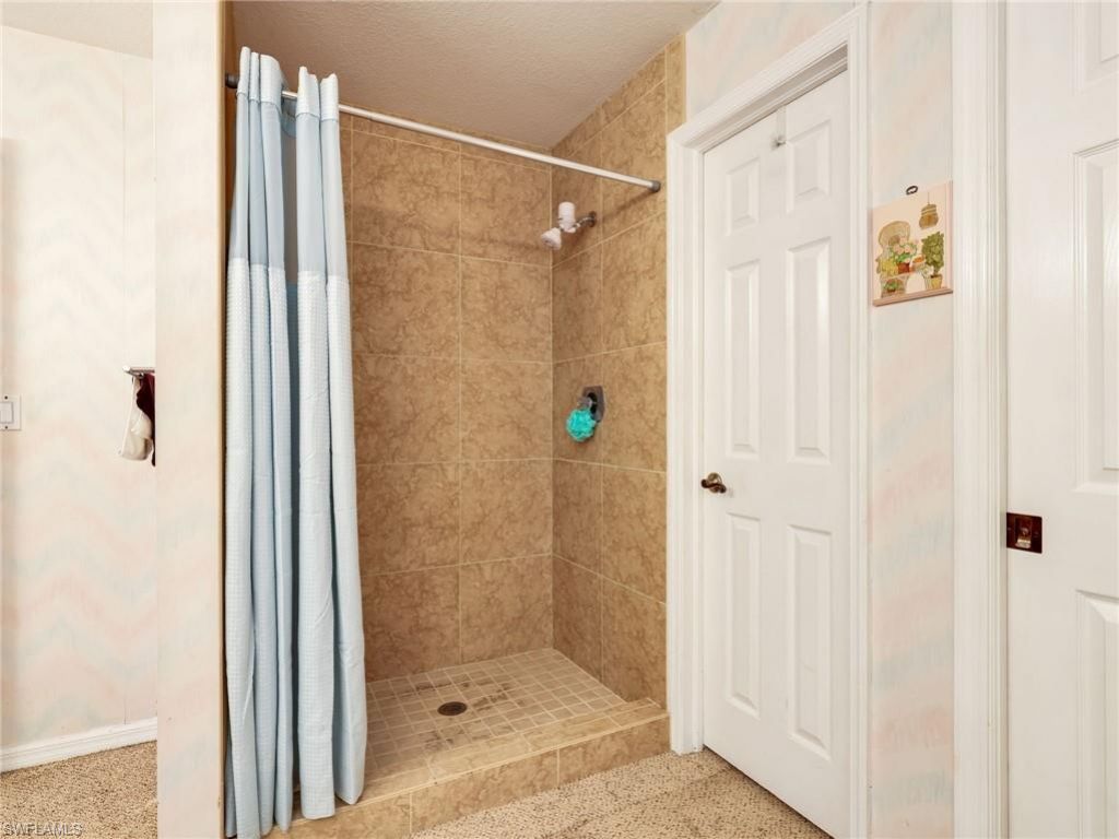6658 Tannin Ln, Unit A, Naples, FL 34109 Photo