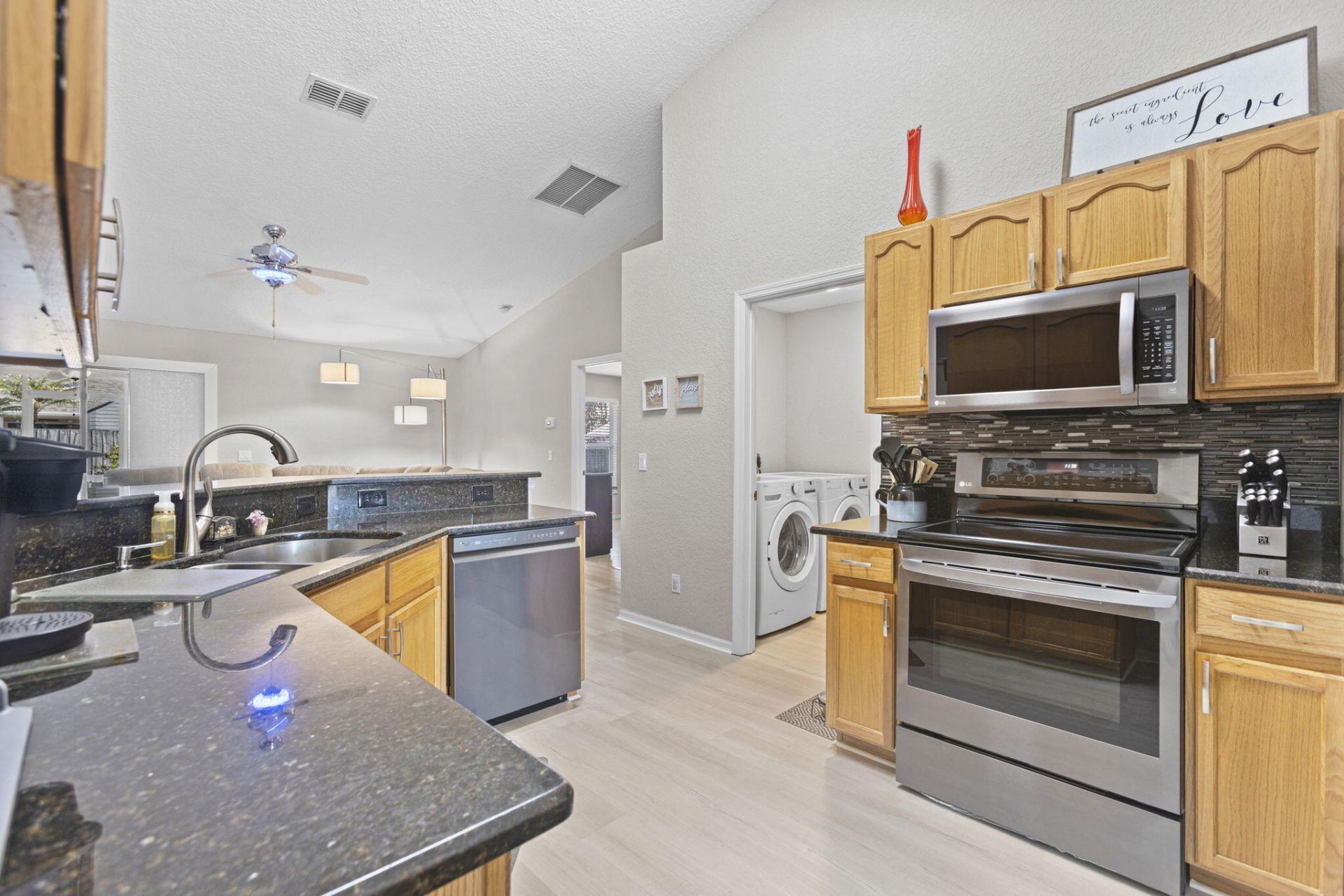 861 SE Cavern Avenue, Port Saint Lucie, FL 34983 Photo