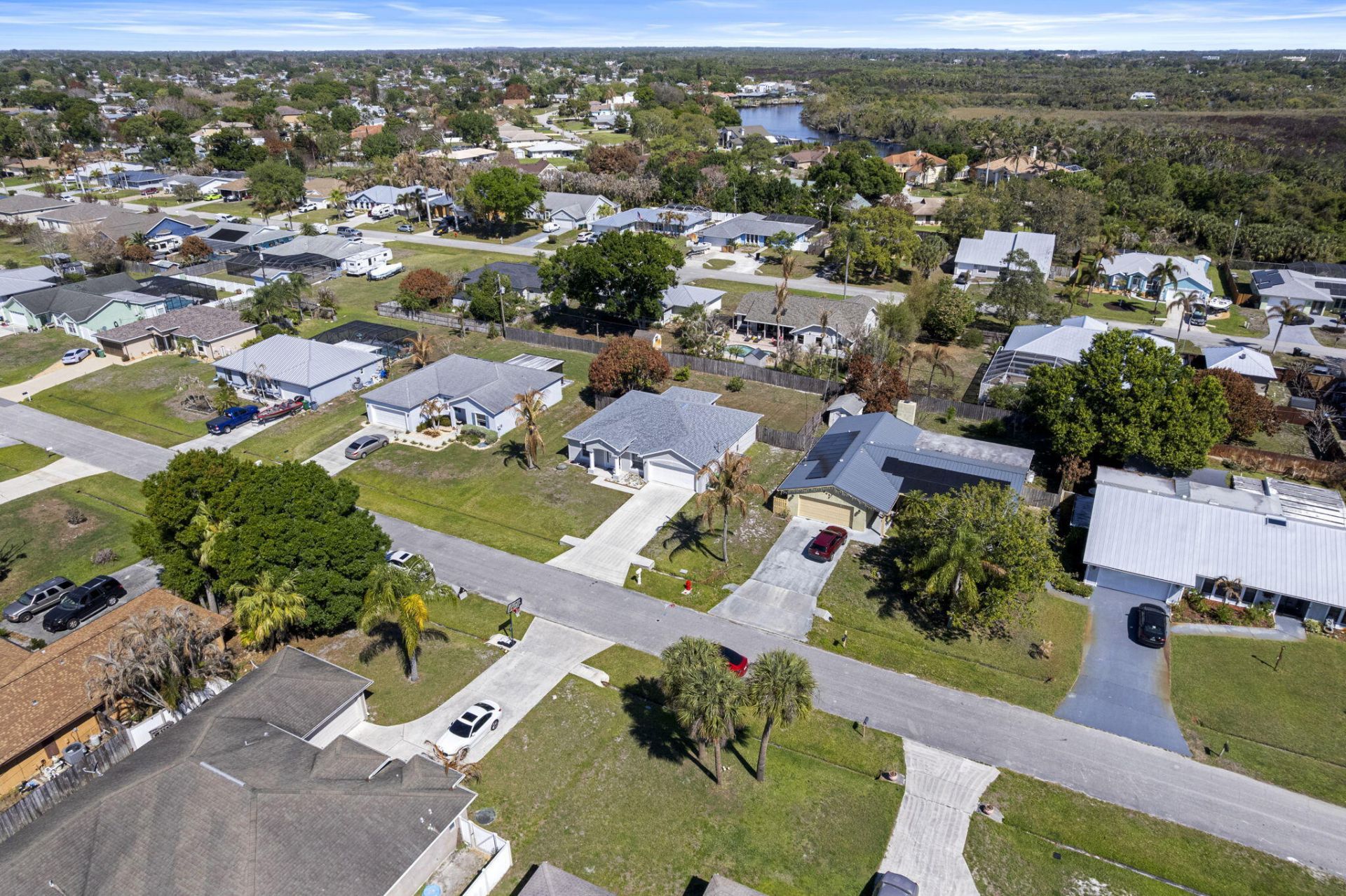 861 SE Cavern Avenue, Port Saint Lucie, FL 34983 Photo