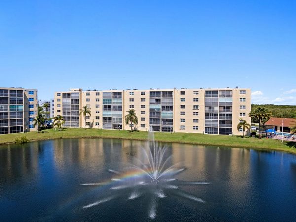 200 SE 5th Avenue, Unit 107, Dania Beach, FL 33004