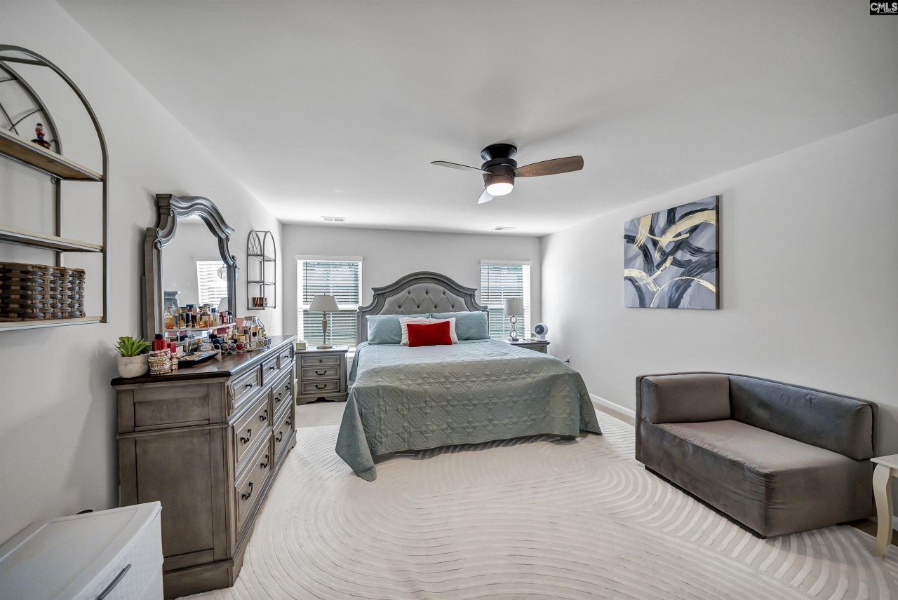 281 Carrington Drive Photo 13