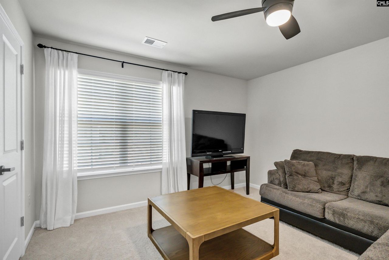 281 Carrington Drive Photo 20