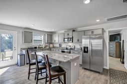 281 Carrington Drive photo 4