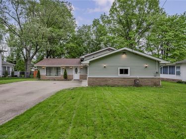 7647 Mccreary Road, Independence, OH 44131