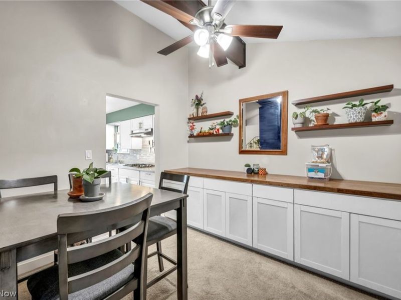 7647 Mccreary Road, Independence, OH 44131 Photo 12