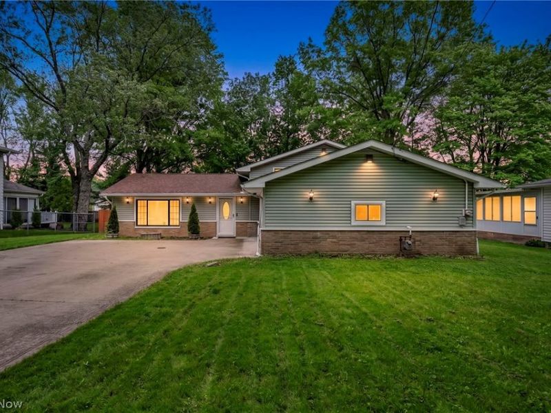 7647 Mccreary Road, Independence, OH 44131 Photo 2