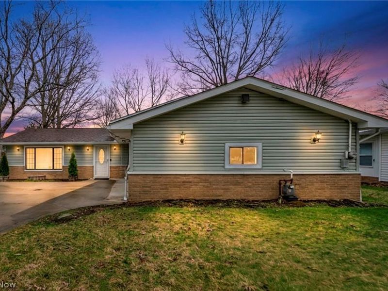 7647 Mccreary Road, Independence, OH 44131 Photo 2