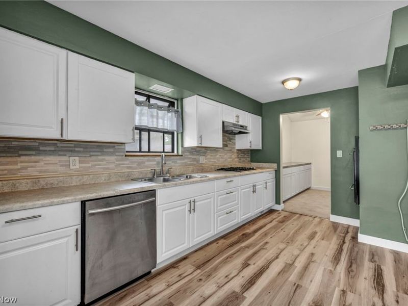 7647 Mccreary Road, Independence, OH 44131 Photo 21