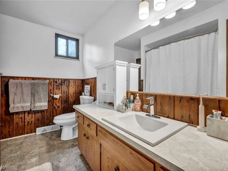 7647 Mccreary Road, Independence, OH 44131 Photo 21