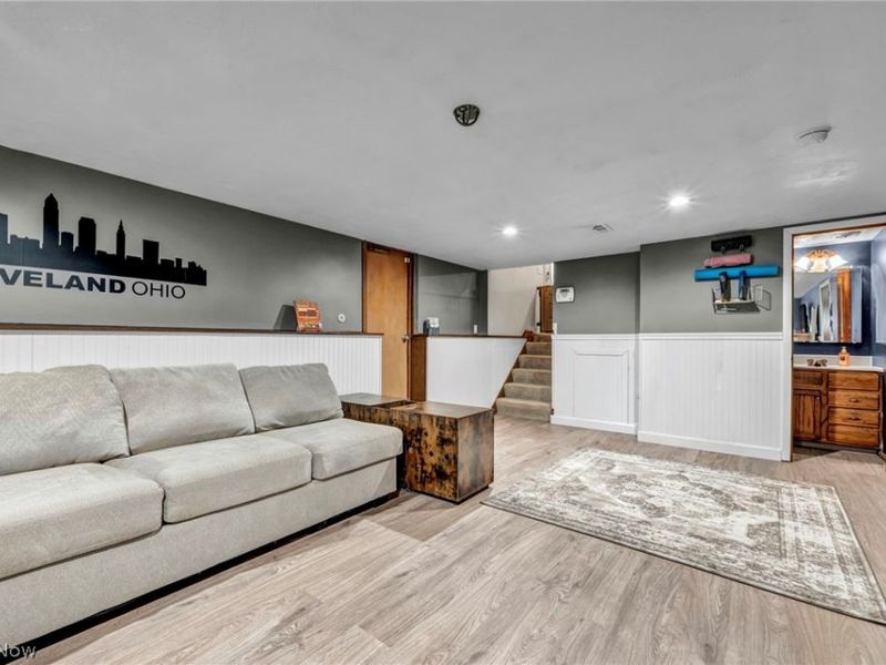 7647 Mccreary Road, Independence, OH 44131 Photo 25