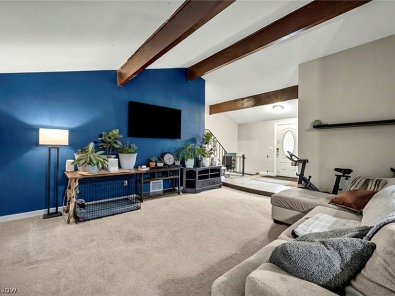 7647 Mccreary Road, Independence, OH 44131 Photo 4