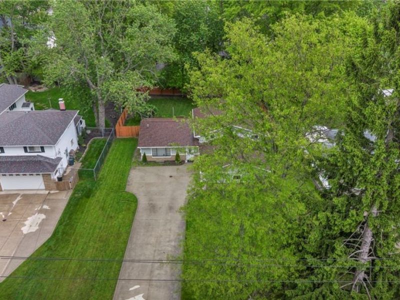 7647 Mccreary Road, Independence, OH 44131 Photo 6