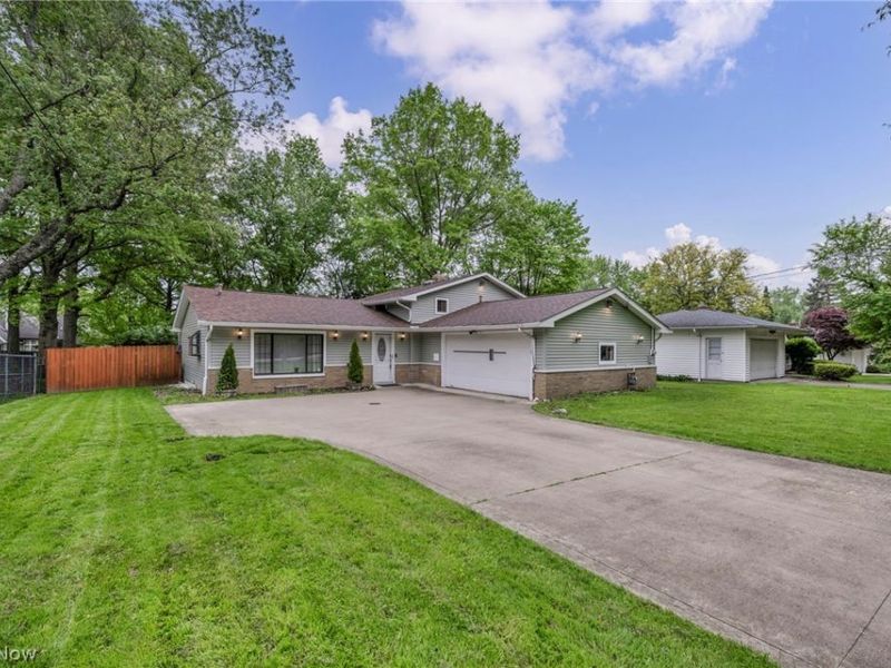 7647 Mccreary Road, Independence, OH 44131 Photo 9