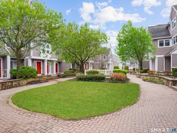 453 East Putnam, Unit 4B, Greenwich, CT 06807