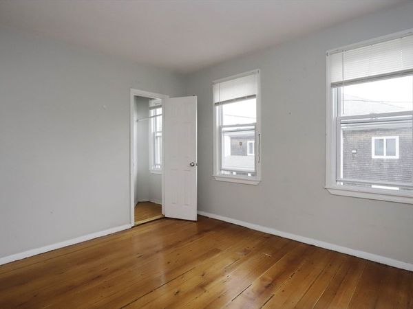 50-52 Rivet, Unit 3, New Bedford, MA 02740